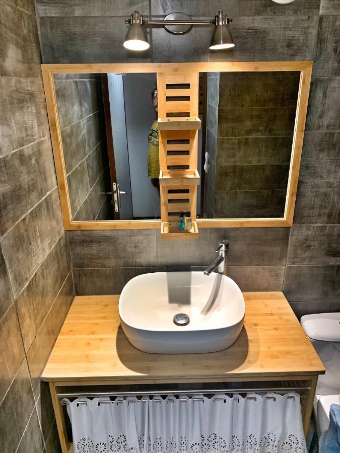 Appartement Duplex Climatise Avec Wi-Fi - Plage Pointe Marin A Pieds, Recemment Renove سانت آن المظهر الخارجي الصورة